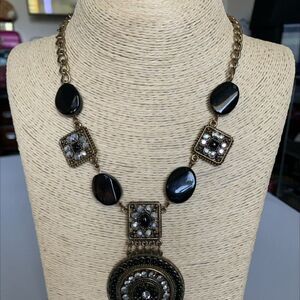 Vintage Statement Necklace 18”Black Stones,‎ Bling and Gunmetal Center Medallion